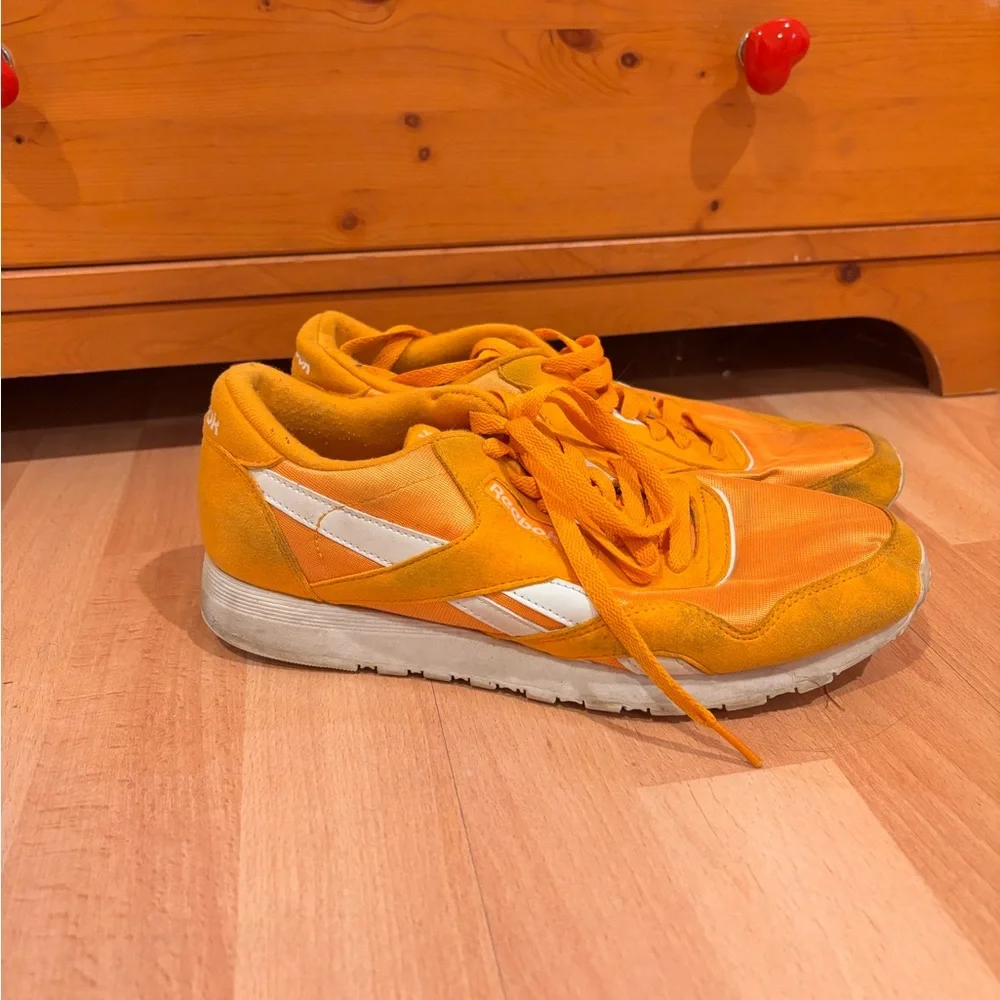 Yellow Reebok - Picture 1 of 2